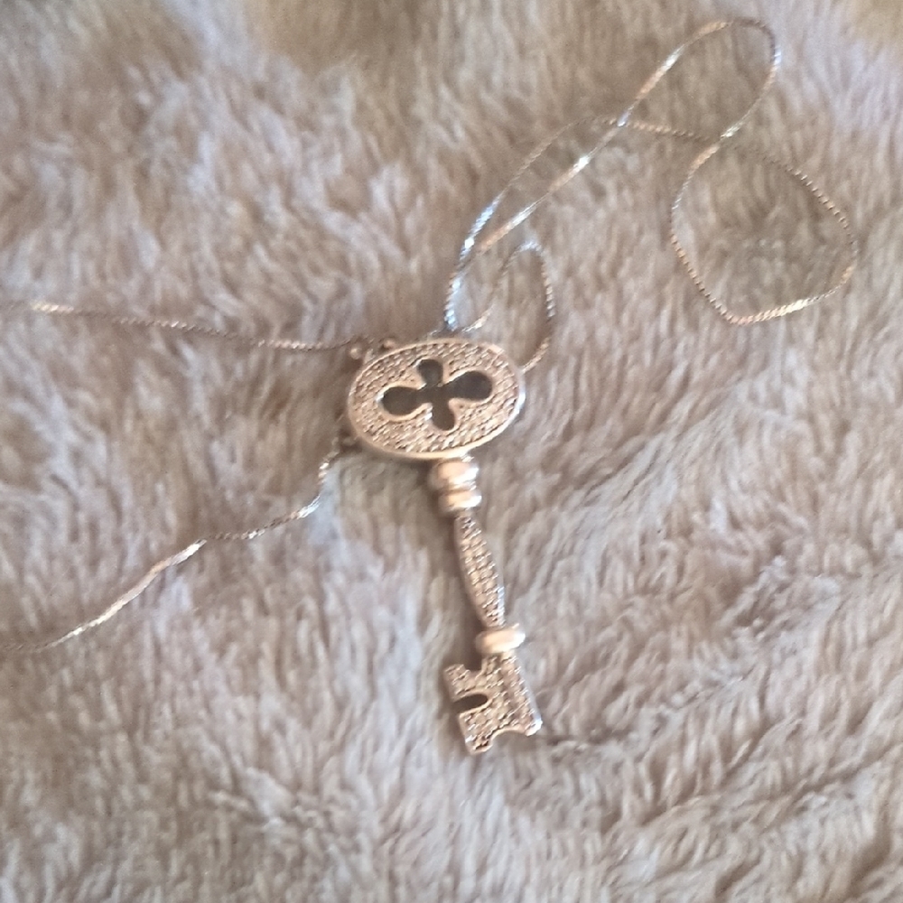 Vtg Sterling Silver Diamond Key Pendant Necklace